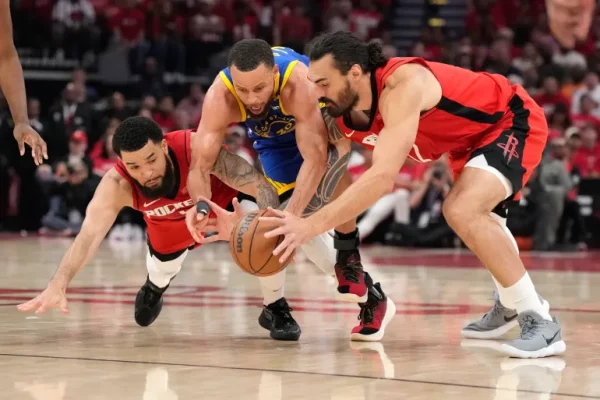 Hậu vệ Stephen Curry của Golden State Warriors